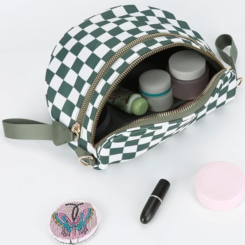 Eva - The Roomiest Crossbody Bag