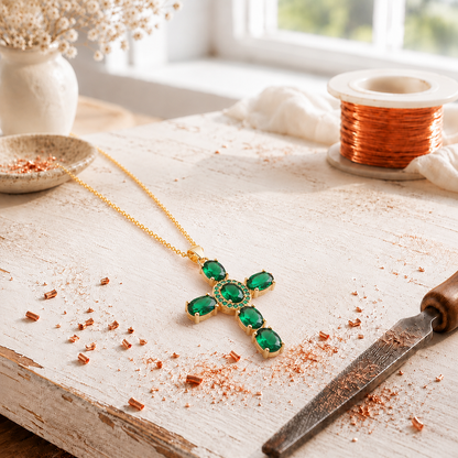 Alorin Cross Copper Zircon-laid Pendant with Chain