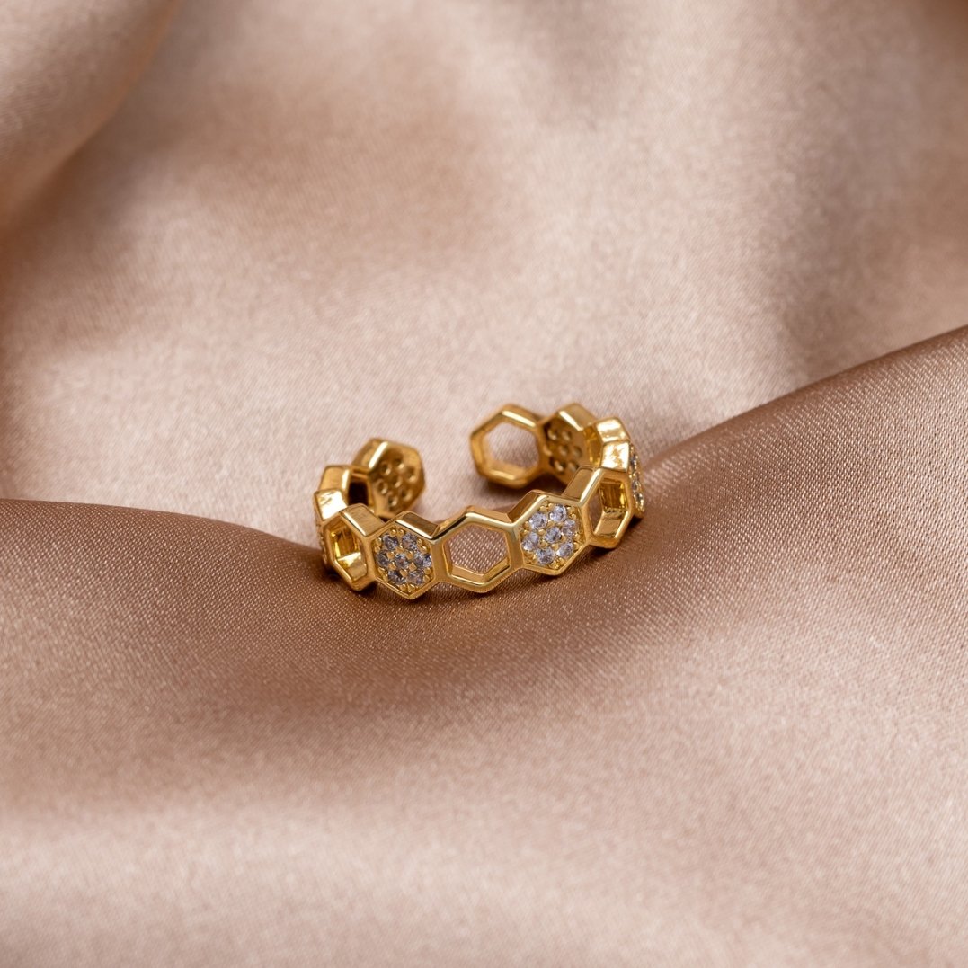 Bee – Gold & Crystal Ring