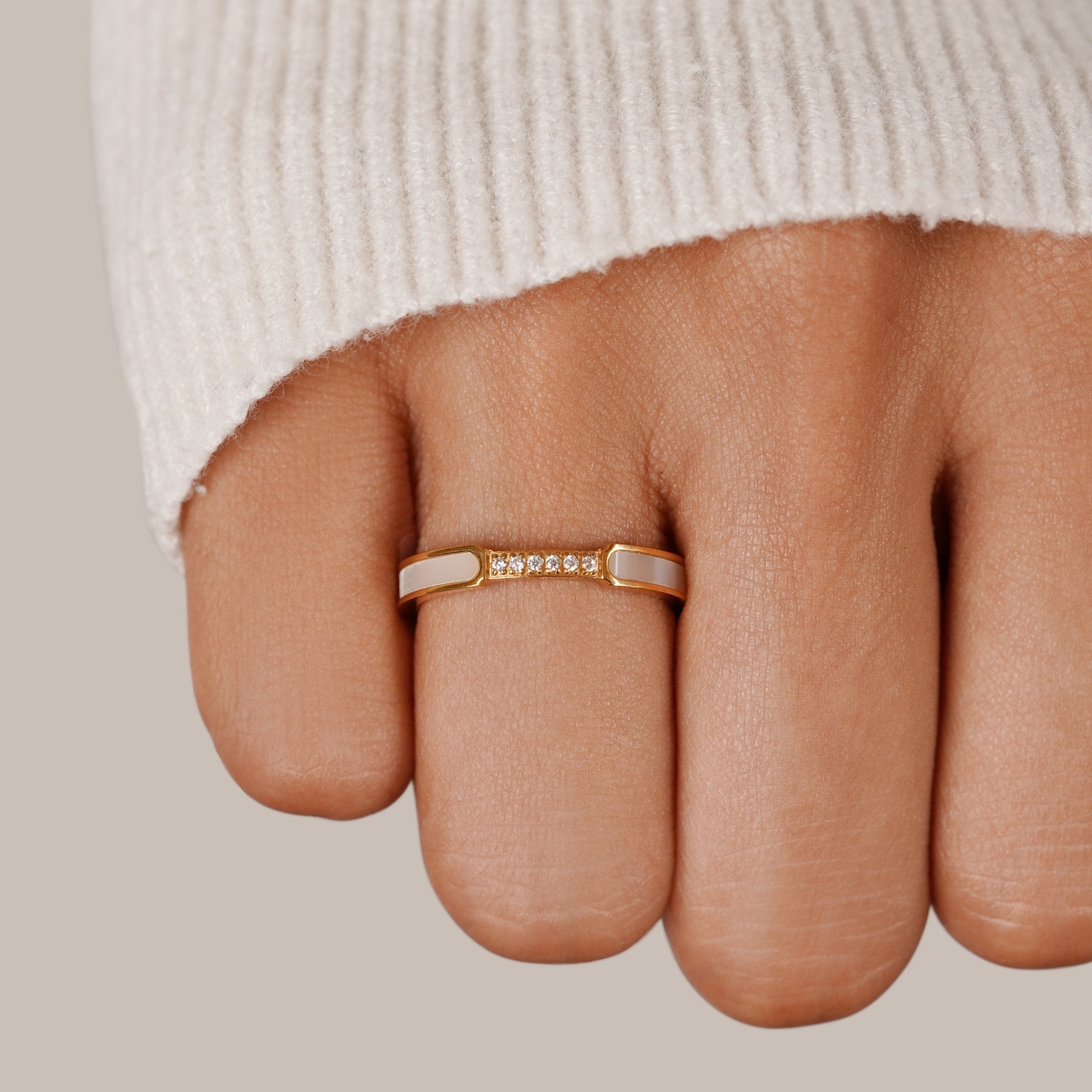 Unity – Pearl & Crystal Ring